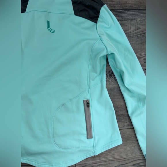 Lolë Pullover - Picture 4 of 5